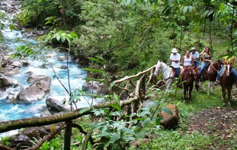 VIAJES ¿Cuál país centroamericano fue más recomendado por turistas?