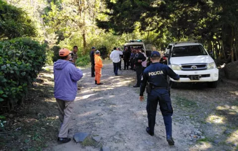 Rescatan a 12 personas en el Volcán Barú con problemas de salud