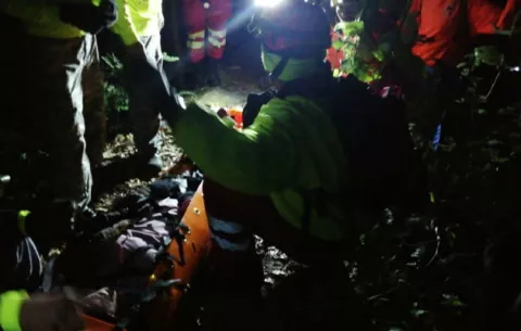 Rescatan a cuatro panameños con lesiones en la cima del volcán Barú 
