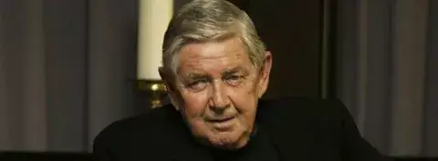 Actor Ralph Waite fallece a los 85 años 