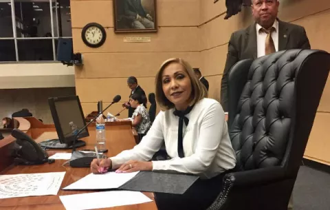 Presentan impugnación contra la reelección de la diputada Yanibel Ábrego