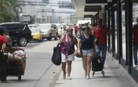 Disminuye un 14.2 por ciento el movimiento comercial de la Zona Libre de Colón