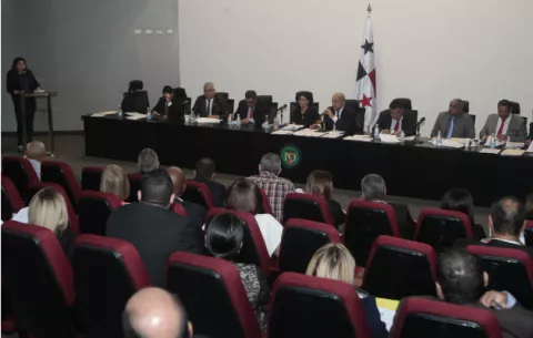 Asamblea Nacional prohijó anteproyecto de ley que protege a los artistas nacionales