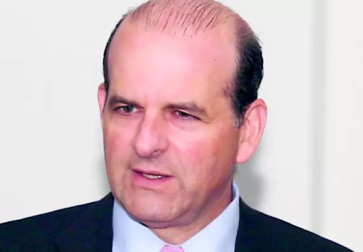 Joseph Fidanque reconoció que otorgó contratos directos a empresas de sus amigos o conocidos. 