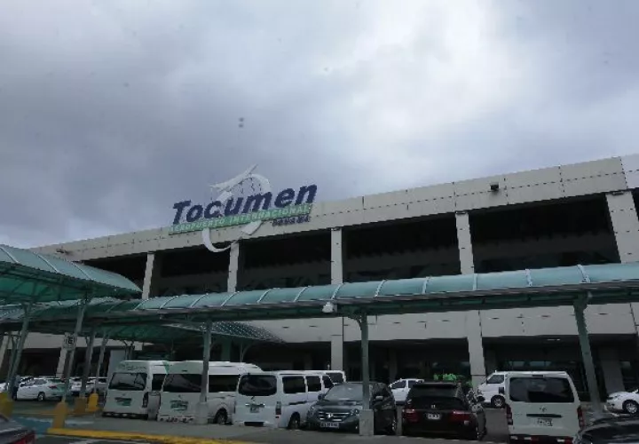 El gerente de Tocumen S.A., Joseph Fidanque, desde que asumió el cargo, ha estado en el ojo de la tormenta por contrataciones pocos transparentes.  / Archivo