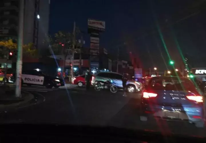 Sicarios en moto descargan balas y matan a un hombre en la 12 de Octubre. Foto: TráficoCPanamá.