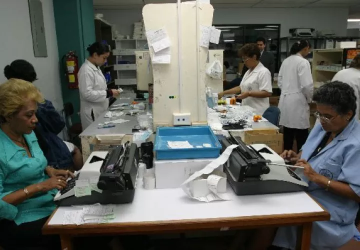 Planilla estatal aumenta, a pesar de plan de contención 