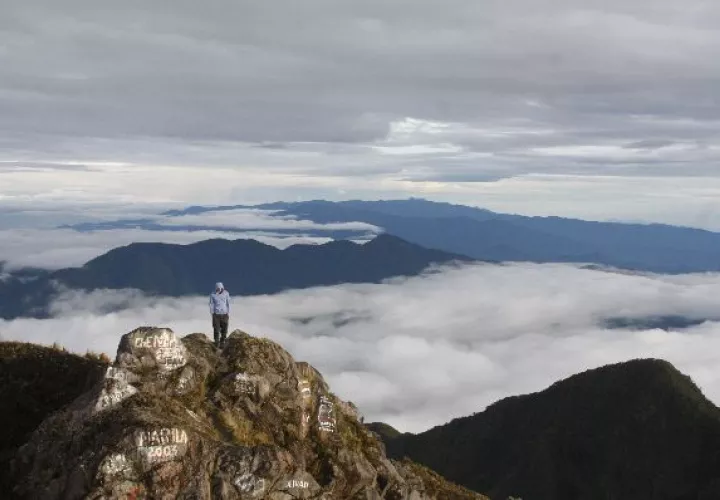 Barú, una aventura a     lo más alto de Panamá 