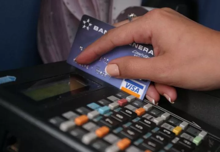  Ahorre plata al comprar con su tarjeta de crédito 