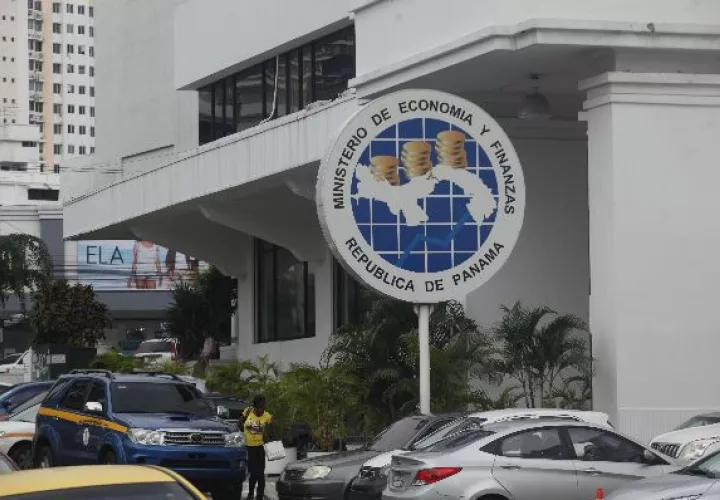 Descentralización no coincide con sistema político de Panamá 