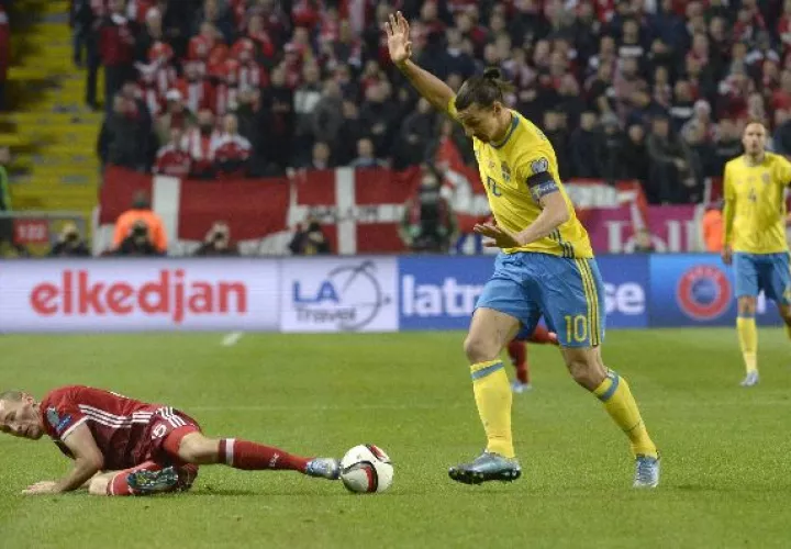 'Ibra' y compañía dejan con vida a Dinamarca 