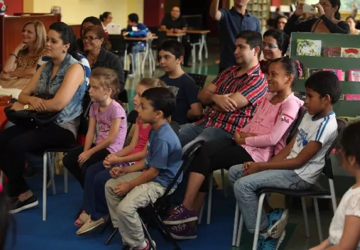 Fue una amena presentación que disfrutaron todos.  / Marly Domínguez