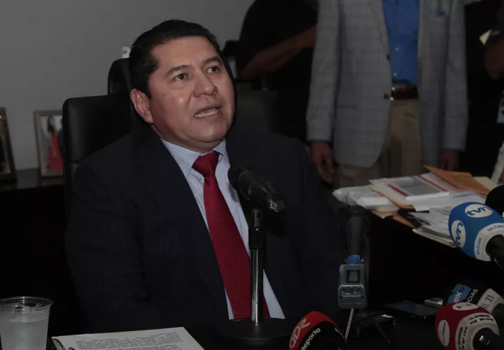  Exigen investigar la 'narcopolítica'  