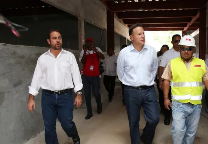 Mario Etchelecu, titular del Miviot, es una de las figuras más allegadas al presidente Juan Carlos Varela.  / Archivo