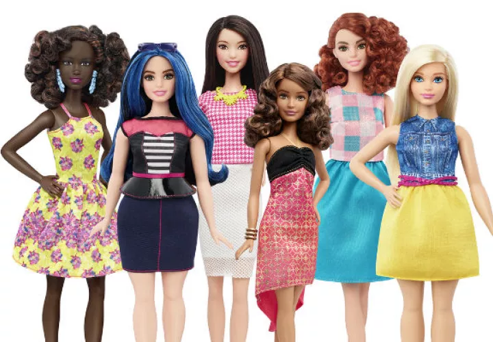 Muestra de muñecas Barbie. Foto/AP