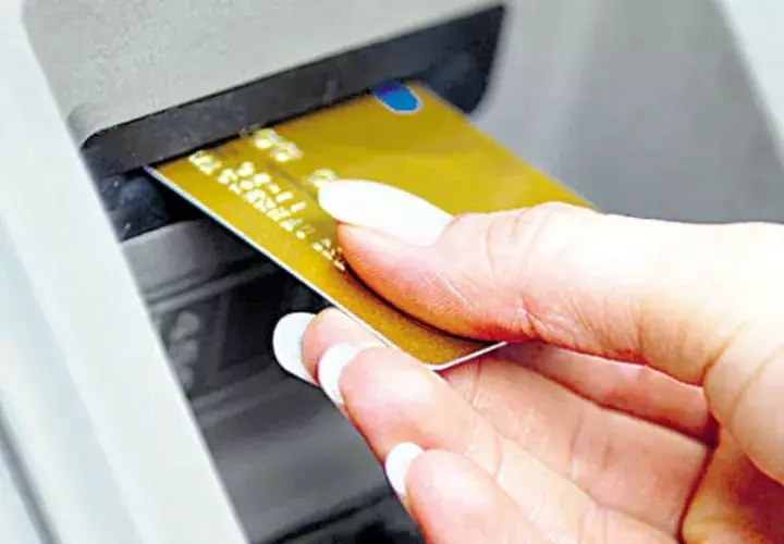Podrá realizar pagos de servicios públicos como: luz, agua y teléfono/Archivo.