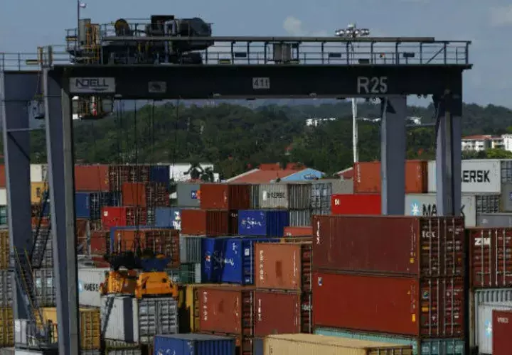Moradores de las comunidades de Diablo y Balboa han protestan por la construcción de un puerto en Corozal/Cortesía.