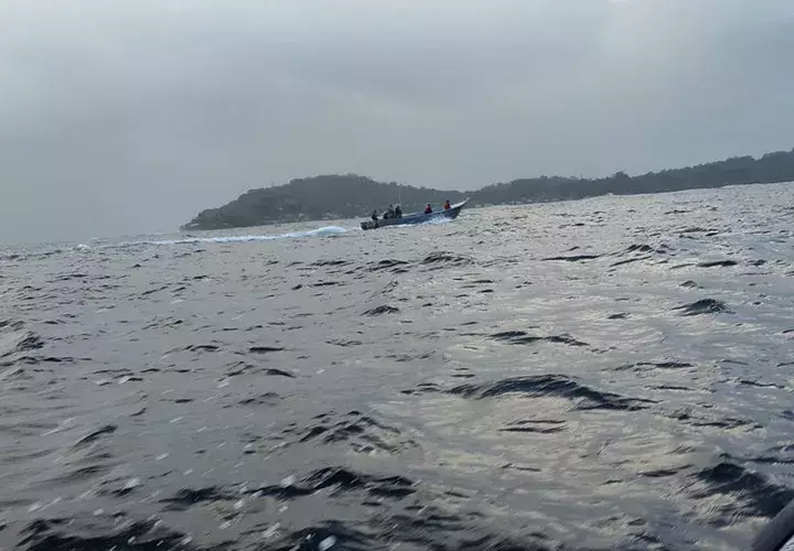 Fuerte oleaje. Foto/ Leonardo Machuca