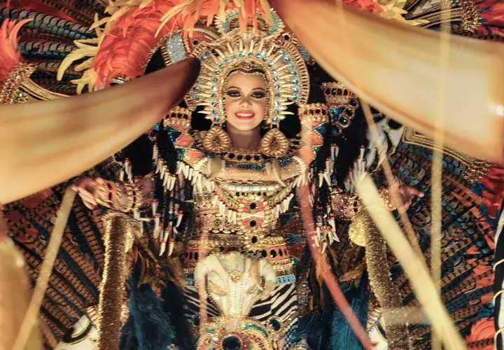  Noche de magia y fuego   