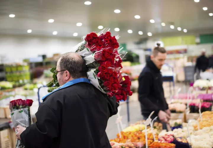 San Valentín devuelve el  dinamismo a las floristerías 