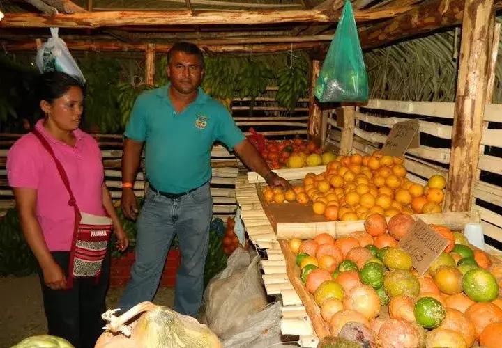 Feria de Chitra ofrece lo mejor en cítricos y café 