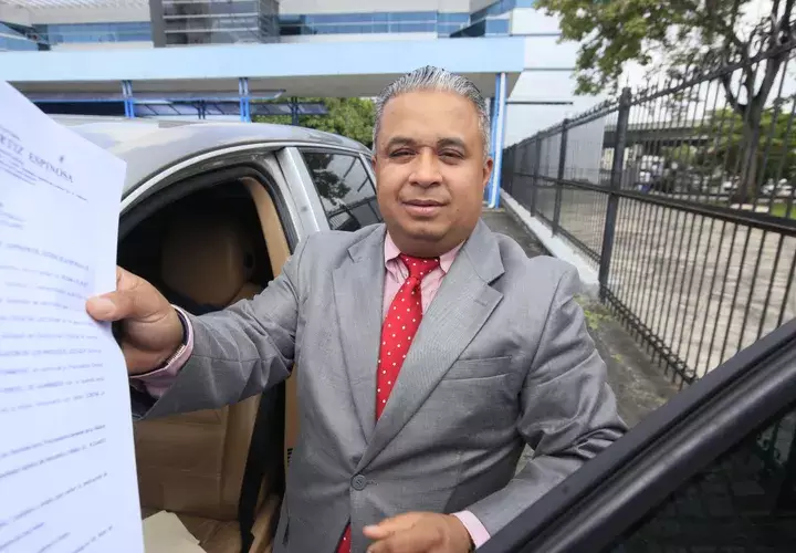 Admiten querella  contra fiscal por testigo falso 