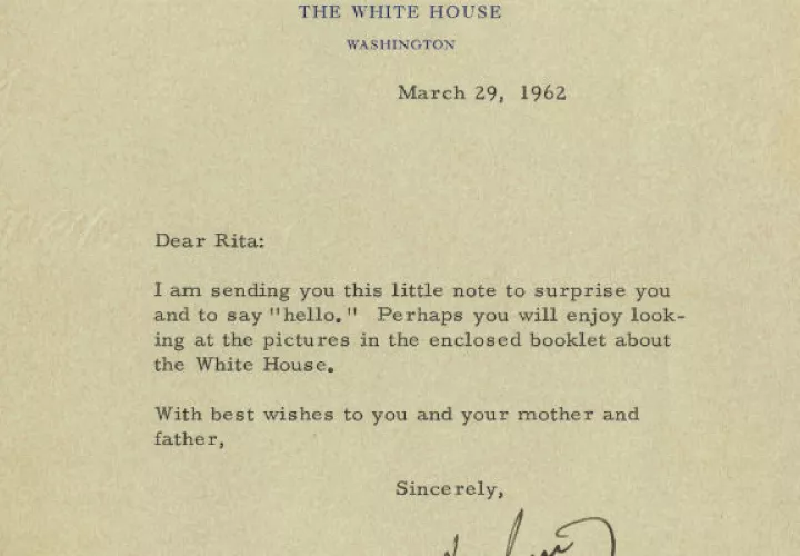 Carta de  John F. Kennedy a una niña de 5 años. Foto: AP