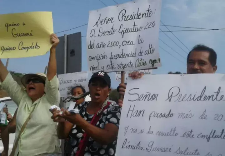 Protestaron en la vía Las Tablas- Guararé. Foto/ Zenaida Vásquez