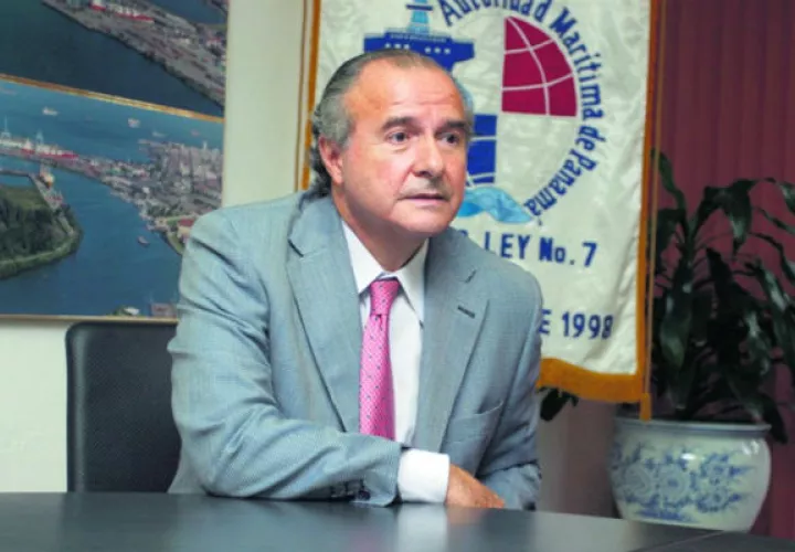 De La Lastra es miembro del Partido Popular y labora en la AMP.