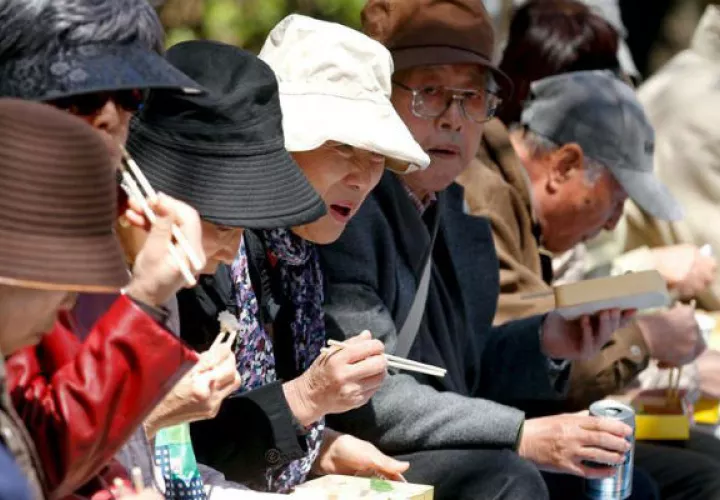 La mayoría de los ancianos carecen de vínculos con familiares. Foto/ EFE