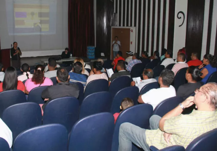 Fiscales cambian de estrategia contra la piratería.