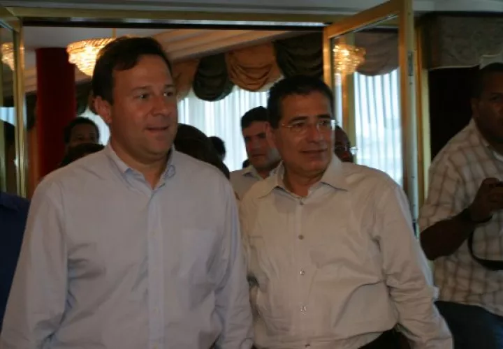 Ante el escándalo el presidente Juan Carlos Varela pidio explicación a su copartidario