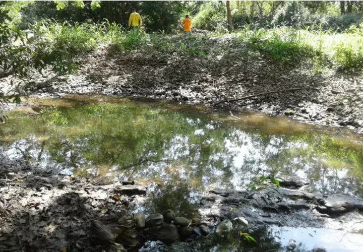 El río Cacao está casi seco. Foto/ Zenaida Vásquez