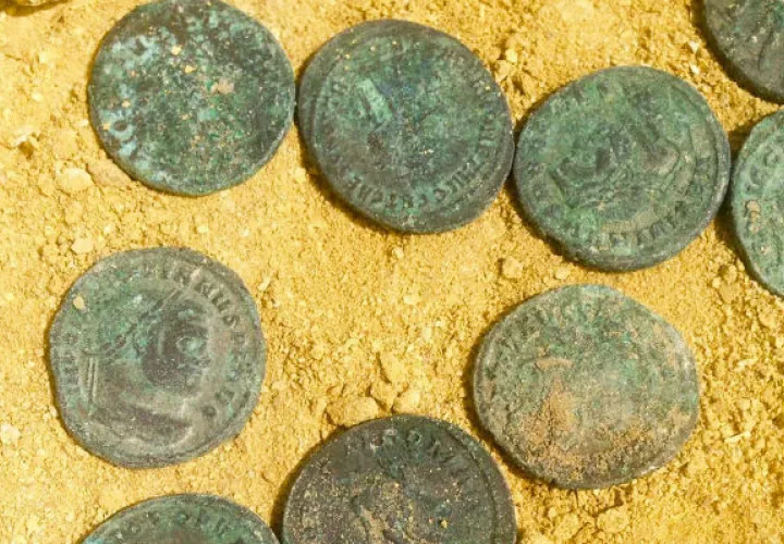 Las monedas datan de finales del siglo IV. Foto/ AP