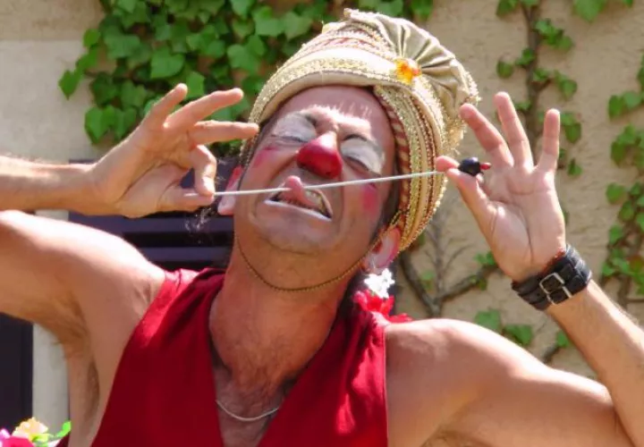 Quiere ser grande y amado. Se convierte en «El SAÂDIKH". /Foto www.midilibre.fr