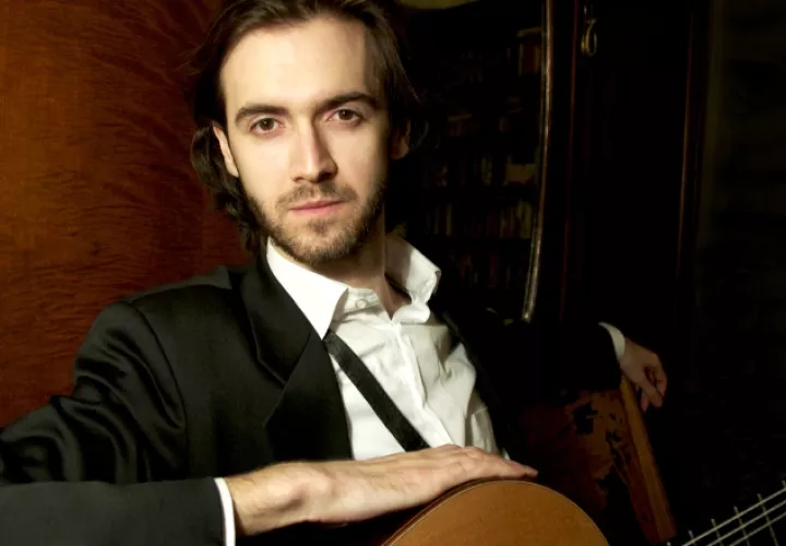 Petrít Çeku, Kosovo,  dictará una clase maestra el lunes 16 y participará en el concierto guitarra  en Europa, el miércoles 18 a las 8 p.m. /Foto Cortesia.