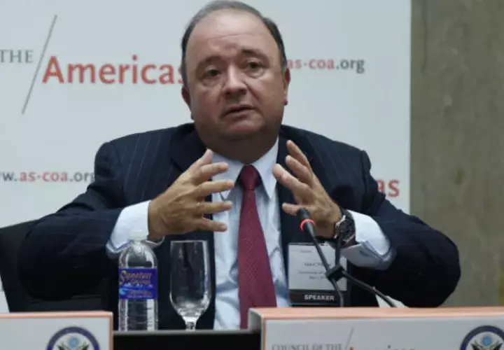 Ministro de Defensa Luis Carlos Villegas. Foto/EFE
