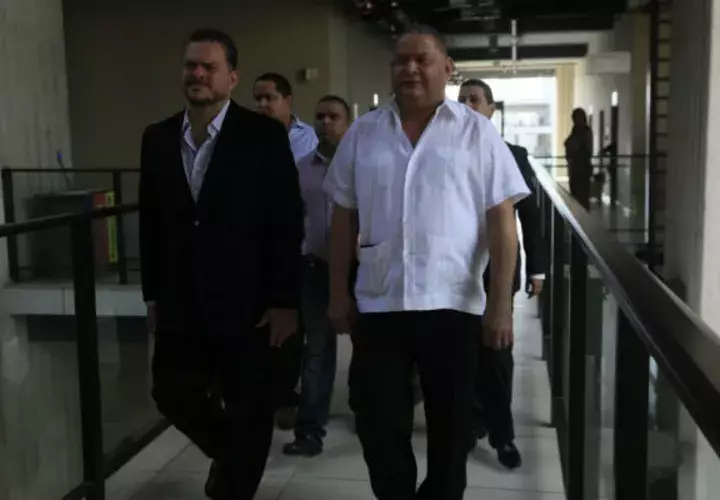 Benicio Robinso y Carlos Pérez Herrera, miembros del CEN del PRD