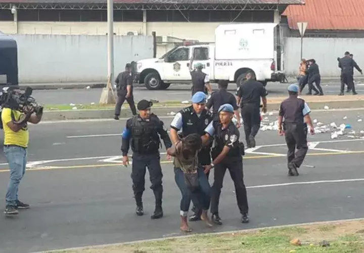 Enfrentamiento se extendio hasta la noche