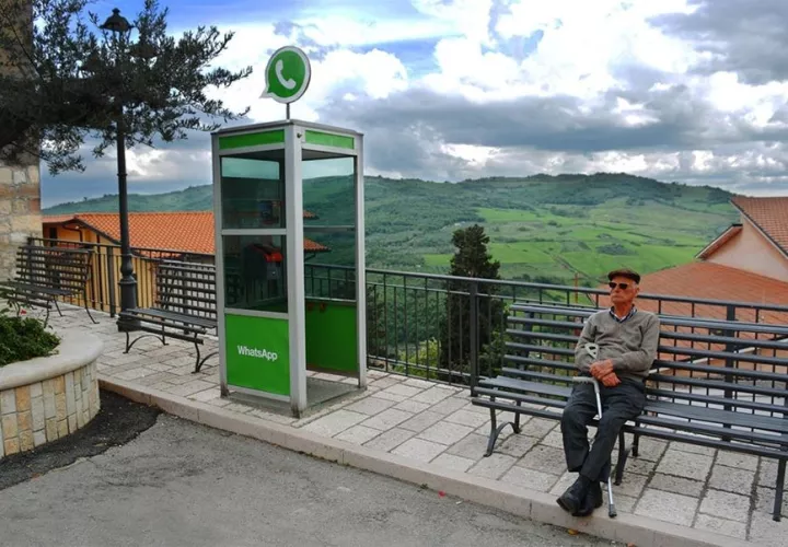 El teléfono público sigue siendo el WhatsApp / Cortesía.