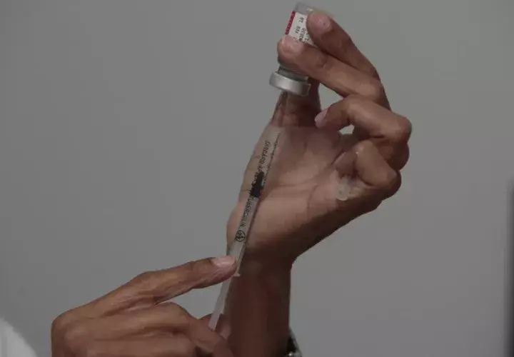 La vacuna contra la influenza le cuesta $3.50 al Ministerio de Salud (Minsa). /Foto Víctor Arosemena