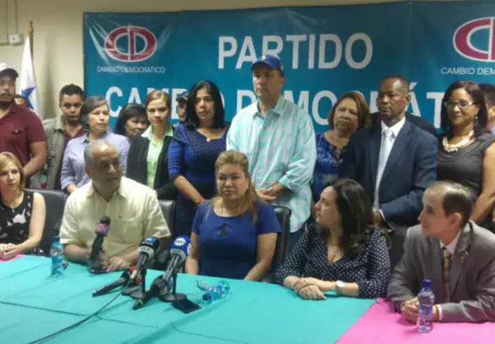 Conferencia de prensa del CD