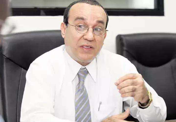 Rector electo de la Universidad de Panamá, Eduardo Flores 