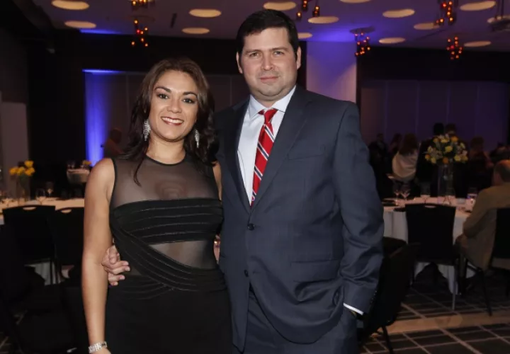 4. Lourdes Mendoza y Fabrizzio González.