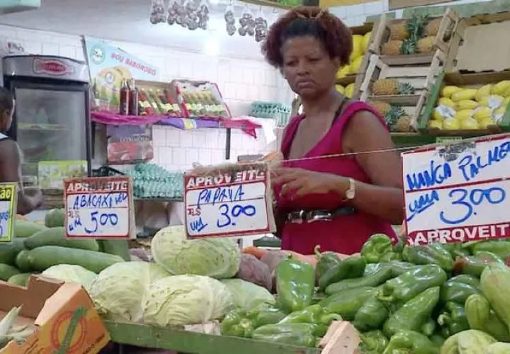 Sector de alimentos y bebidas  representa el 65% del índice. /Foto Cortesía.