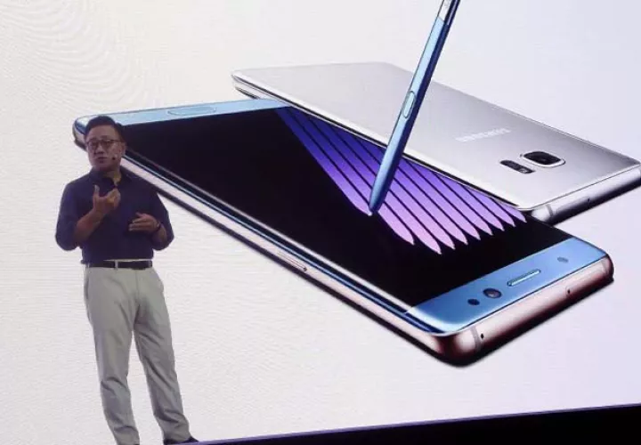 El Note 7 se puede recargar de forma inalámbrica. /Foto EFE