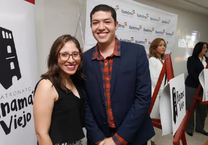 4. Michelle Jaen y Ricardo Montenegro.