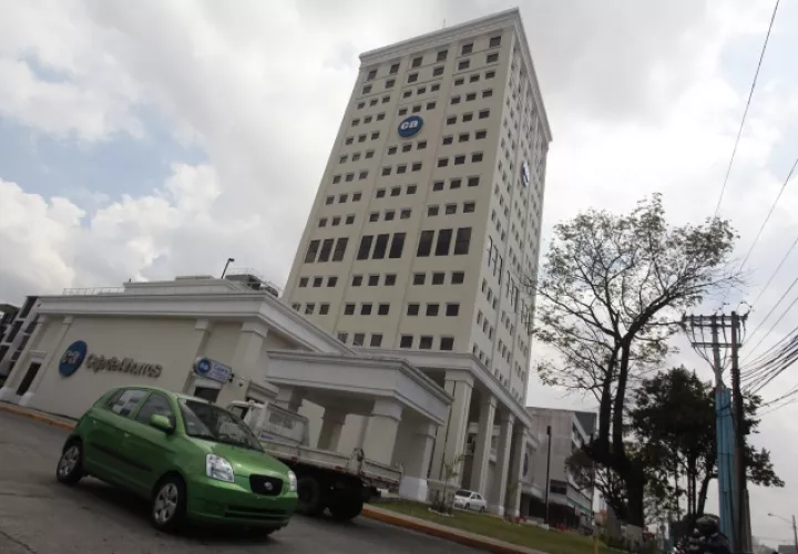 Depósitos bancarios de la CA solo crecieron 62 millones de dólares en el periodo interanual de 1 de julio de 2015 al 30 de junio de 2016. /Foto Archivo