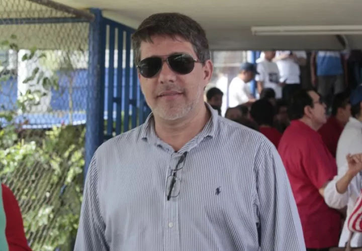 Rendición de cuentas: Para el exdirector del Idaan, Juan Antonio Ducreaux, es  positiva la  decisión de citar a Guardia. “Todo funcionario está obligado a rendir cuentas”, destacó el exfuncionario; incluso opinó que  este ejercicio podría ayudar a mejorar la gestión de Julia Guardia.