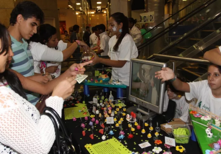 En Panamá se emprende mucho en el sector servicio y comercio. /Foto Archivo 
